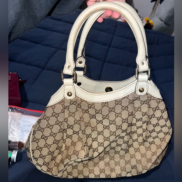 Authentic gucci bag - Picture 2 of 5